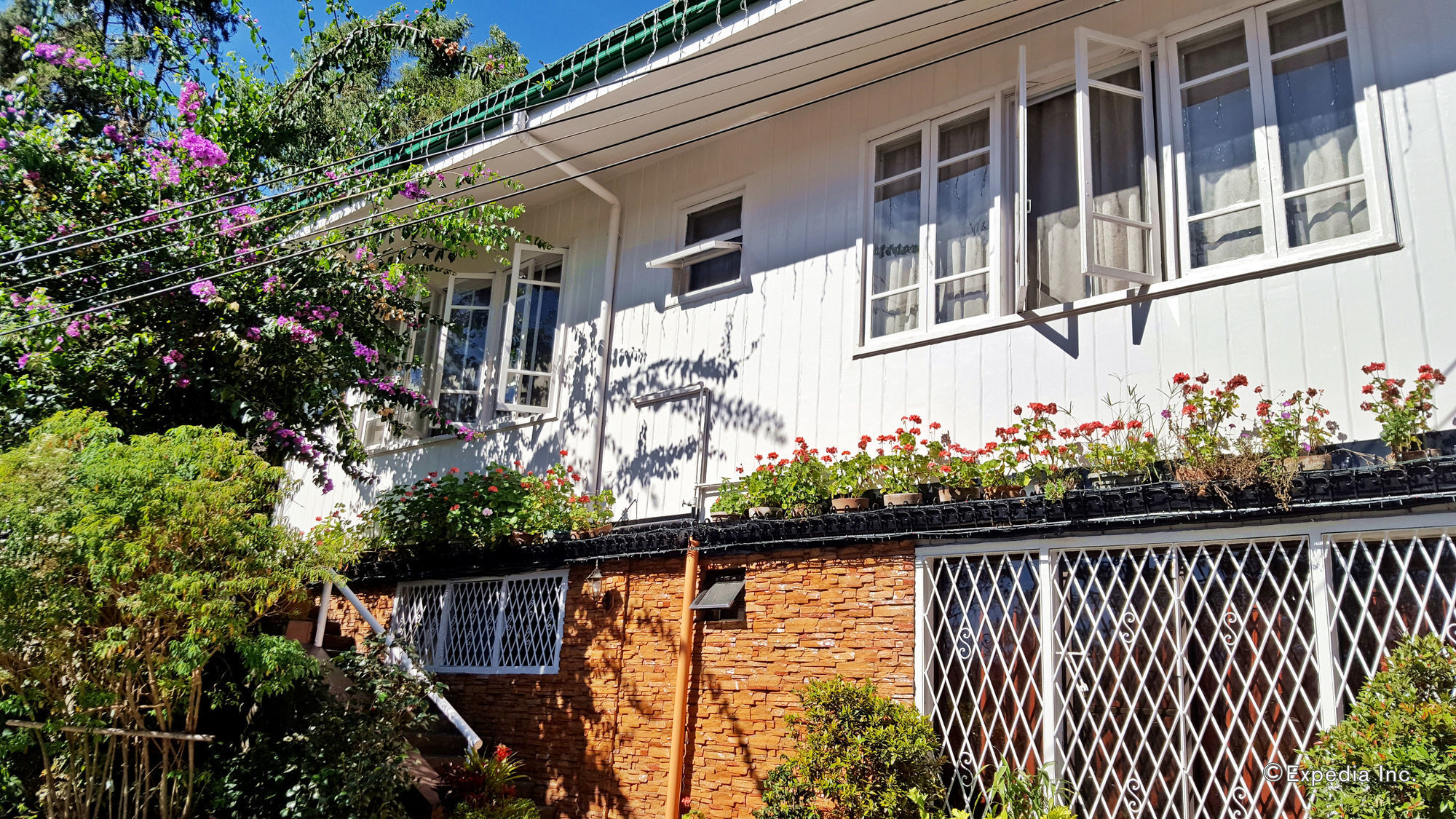 Mountain Lodge And Restaurant Baguio City Екстериор снимка